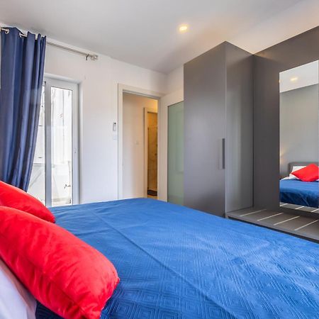 Sleek & Stylish 2Br Accommodation With Large Private Terrace - Close To Saint Julian'S & Tigne Shopping Mall Sliema Dış mekan fotoğraf