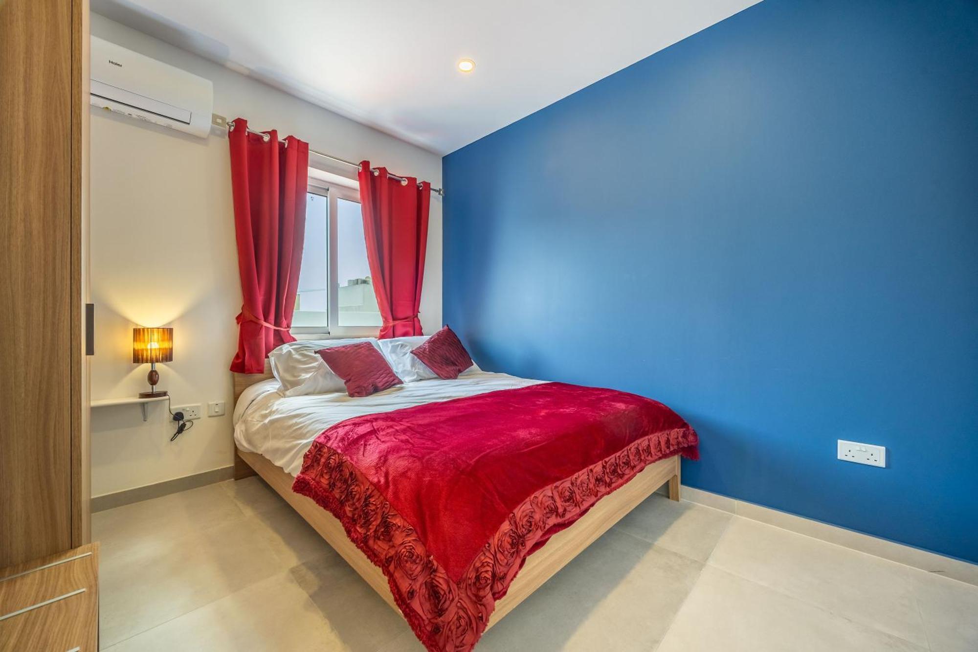 Sleek & Stylish 2Br Accommodation With Large Private Terrace - Close To Saint Julian'S & Tigne Shopping Mall Sliema Dış mekan fotoğraf